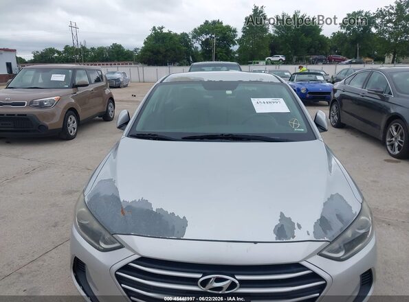 5NPD84LF0HH132532 2017 HYUNDAI ELANTRA Silver Widok z przodu