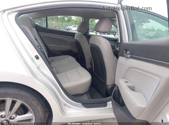 5NPD84LF0HH132532 2017 HYUNDAI ELANTRA Silver Widok naklejki z numerem VIN