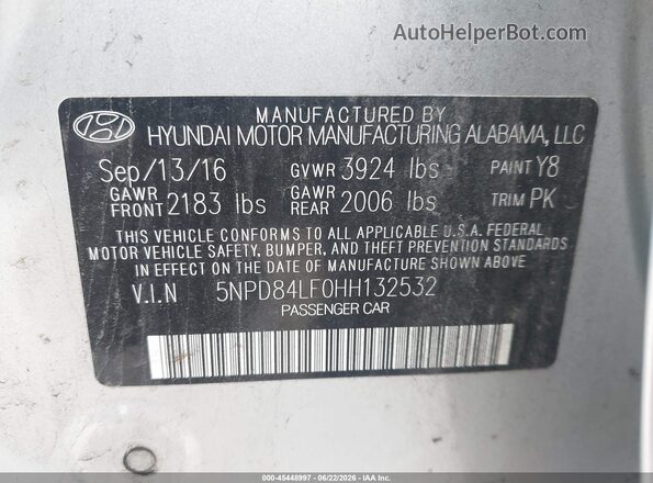 5NPD84LF0HH132532 2017 HYUNDAI ELANTRA Silver Widok komory silnika