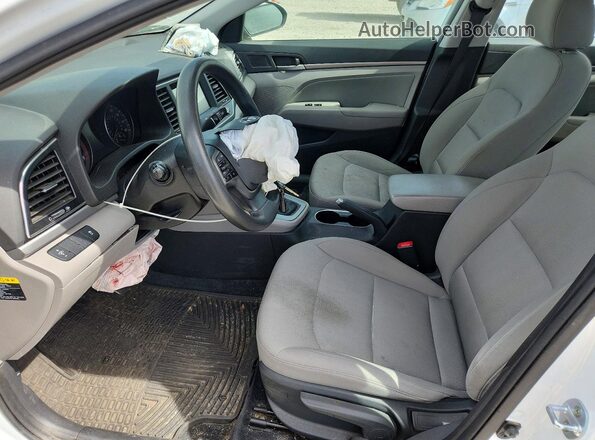 5NPD84LF0HH134989 2017 HYUNDAI ELANTRA White წინა სალონის ხედი