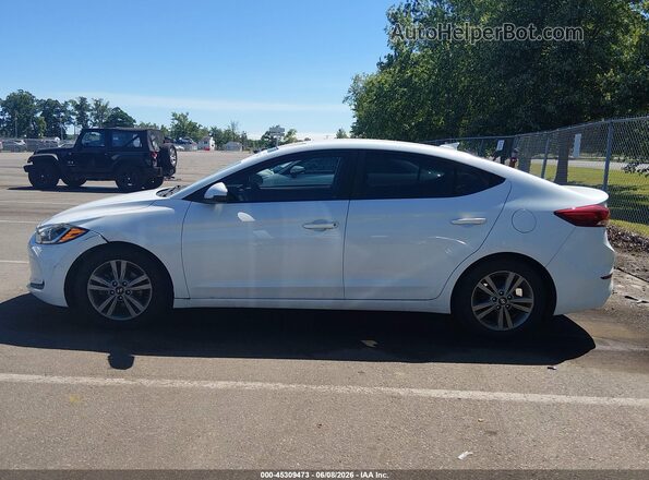 5NPD84LF0HH138816 2017 HYUNDAI ELANTRA White 360 interior view