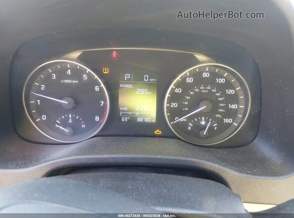 5NPD84LF0HH186509 2017 HYUNDAI ELANTRA Red Вид задніх сидінь