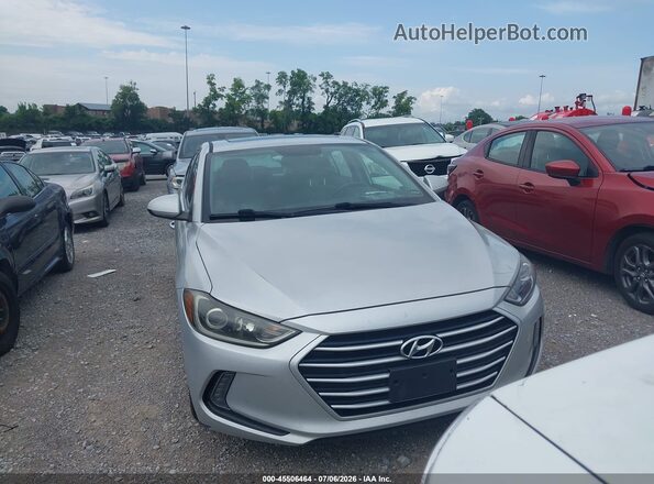 5NPD84LF0JH219630 2018 HYUNDAI ELANTRA Silver Widok z przodu