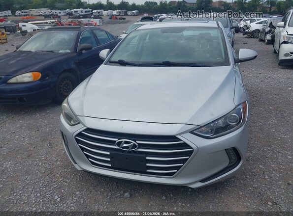 5NPD84LF0JH219630 2018 HYUNDAI ELANTRA Silver Widok zestawu wskaźników