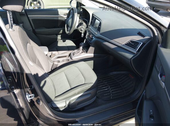 5NPD84LF0JH236153 2018 HYUNDAI ELANTRA Black Vista interior delantera