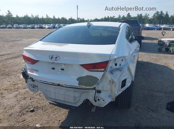 5NPD84LF0JH278015 2018 HYUNDAI ELANTRA White Widok z przodu