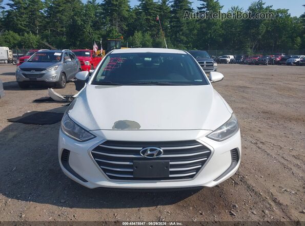 5NPD84LF0JH278015 2018 HYUNDAI ELANTRA White Widok wnętrza z tyłu