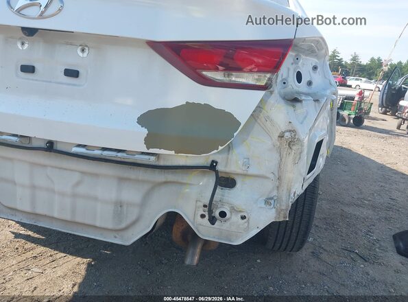 5NPD84LF0JH278015 2018 HYUNDAI ELANTRA White 