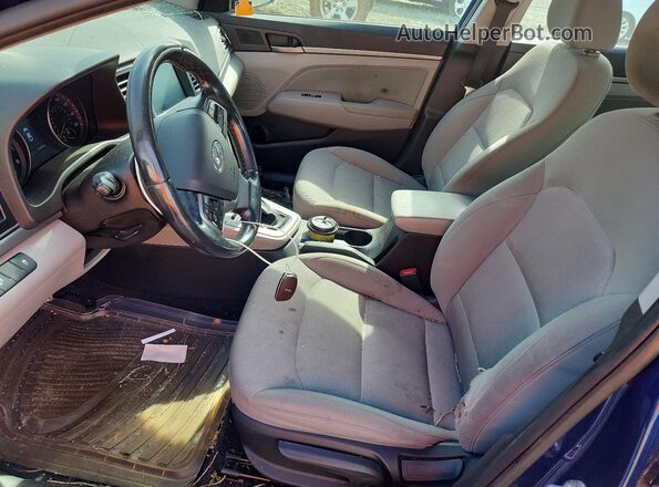 5NPD84LF0JH284347 2018 HYUNDAI ELANTRA Blue წინა სალონის ხედი