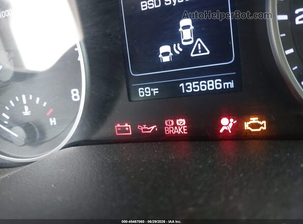 5NPD84LF0JH294652 2018 HYUNDAI ELANTRA Red 