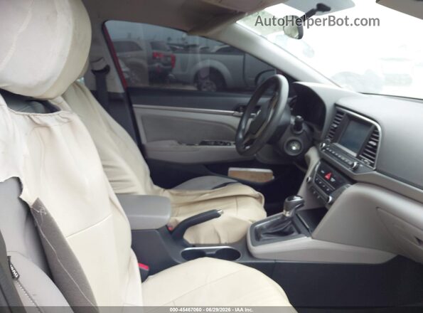 5NPD84LF0JH294652 2018 HYUNDAI ELANTRA Red Vista interior delantera