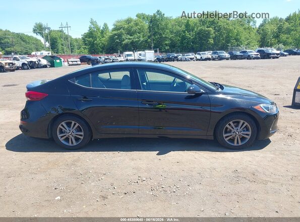 5NPD84LF0JH376946 2018 HYUNDAI ELANTRA Black Вид задньої частини салону