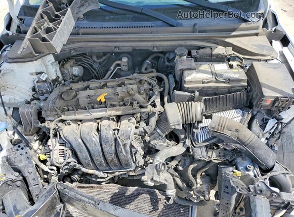 5NPD84LF0JH398901 2018 HYUNDAI ELANTRA White Rear interior view