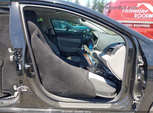 5NPD84LF0LH605483 2020 HYUNDAI ELANTRA Black Widok wnętrza z przodu