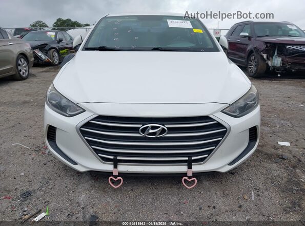 5NPD84LF1HH000931 2017 HYUNDAI ELANTRA Белый Вид щитка приборов