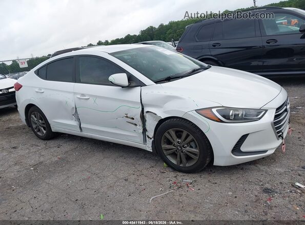 5NPD84LF1HH000931 2017 HYUNDAI ELANTRA Белый Вид задней части салона
