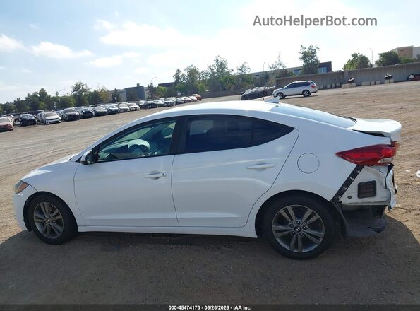 5NPD84LF1HH011136 2017 HYUNDAI ELANTRA White 