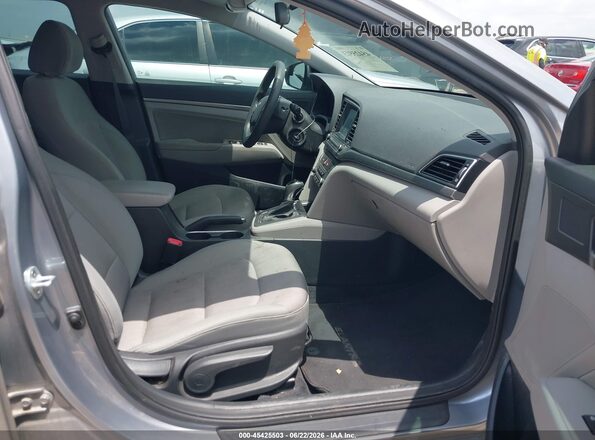 5NPD84LF1HH028230 2017 HYUNDAI ELANTRA Серый Вид салона спереди