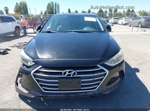 5NPD84LF1HH038448 2017 HYUNDAI ELANTRA Черный Вид панели приборов
