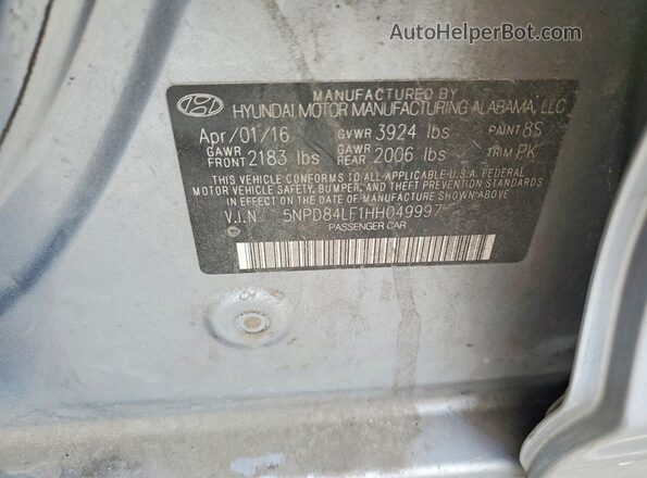 5NPD84LF1HH049997 2017 HYUNDAI ELANTRA Silver Widok komory silnika