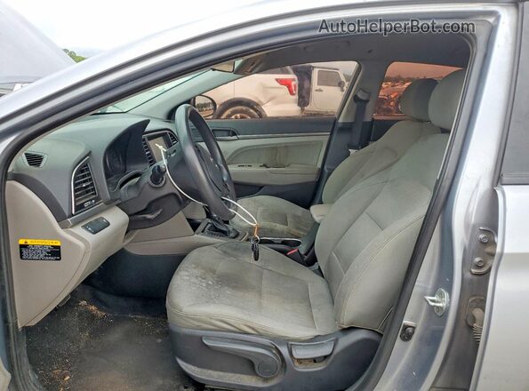 5NPD84LF1HH049997 2017 HYUNDAI ELANTRA Silver Widok wnętrza z przodu