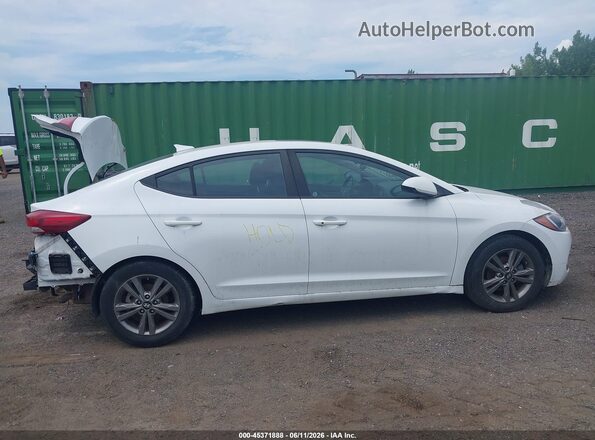 5NPD84LF1JH262292 2018 HYUNDAI ELANTRA Белый Вид задней части салона