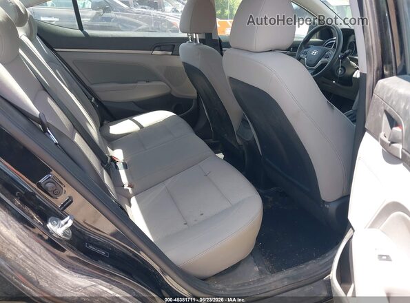 5NPD84LF1JH331496 2018 HYUNDAI ELANTRA Black VIN կոդի պիտակի տեսք