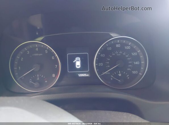 5NPD84LF1JH389916 2018 HYUNDAI ELANTRA Black Հետևի նստատեղերի տեսք