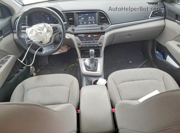 5NPD84LF1JH395067 2018 HYUNDAI ELANTRA Gray Dashboard view