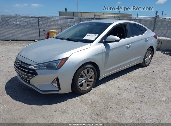 5NPD84LF1KH407431 2019 HYUNDAI ELANTRA Silver Vista tres cuartos delantera izquierda
