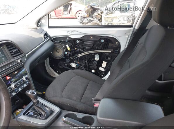 5NPD84LF1LH623202 2020 HYUNDAI ELANTRA White Front interior view