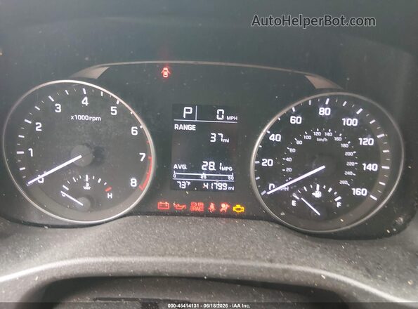5NPD84LF2HH002977 2017 HYUNDAI ELANTRA Black Widok tylnych siedzeń