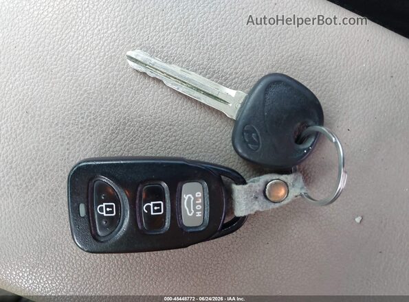 5NPD84LF2HH004437 2017 HYUNDAI ELANTRA Черный Вид панели приборов