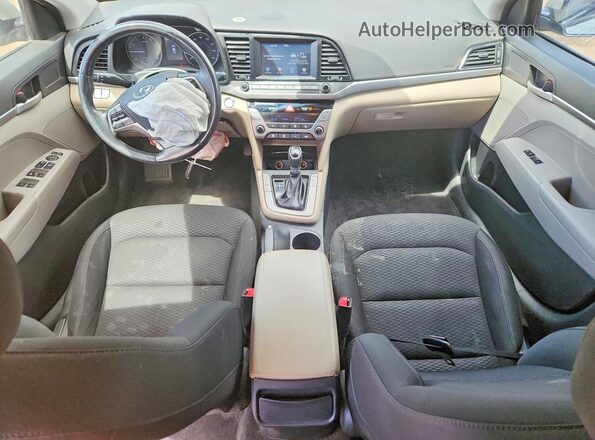 5NPD84LF2HH016300 2017 HYUNDAI ELANTRA Зеленый Вид панели приборов