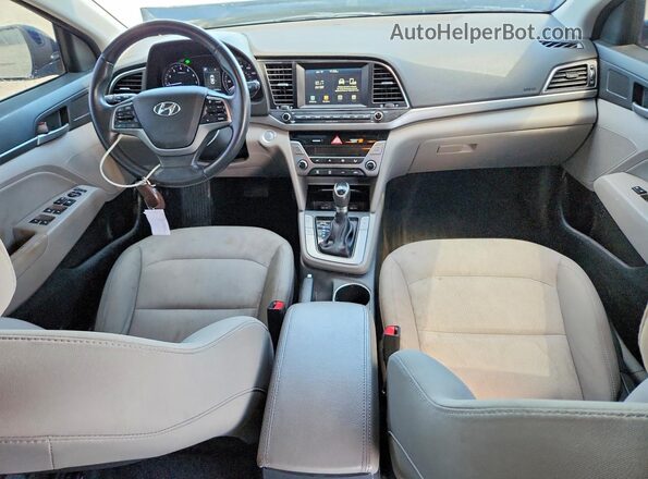 5NPD84LF2HH017124 2017 HYUNDAI ELANTRA Синий Вид панели приборов