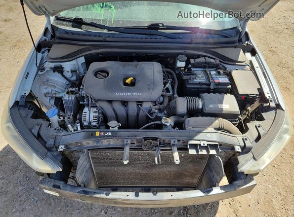 5NPD84LF2HH024140 2017 HYUNDAI ELANTRA Серебряный Вид задней части салона