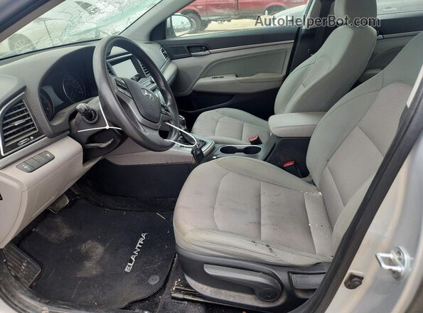 5NPD84LF2HH075900 2017 HYUNDAI ELANTRA Silver წინა სალონის ხედი