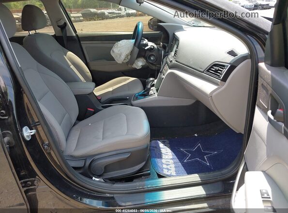 5NPD84LF2HH109463 2017 HYUNDAI ELANTRA Black Front interior view
