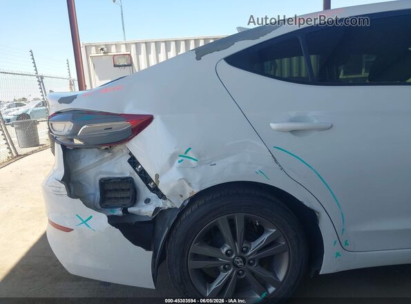 5NPD84LF2HH128627 2017 HYUNDAI ELANTRA White Դիմացի տեսք