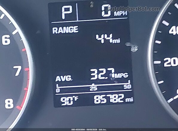 5NPD84LF2HH128627 2017 HYUNDAI ELANTRA White 