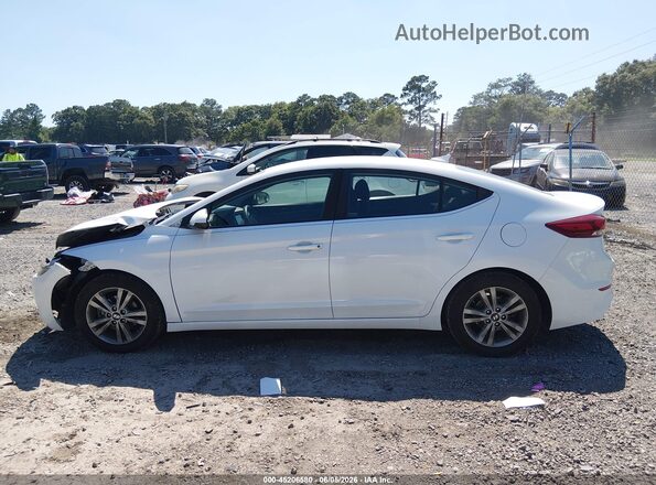 5NPD84LF2JH237949 2018 HYUNDAI ELANTRA White Սալոնի 360 աստիճան տեսք
