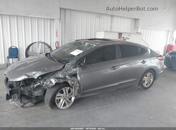 5NPD84LF2KH416607 2019 HYUNDAI ELANTRA Gray 360 interior view
