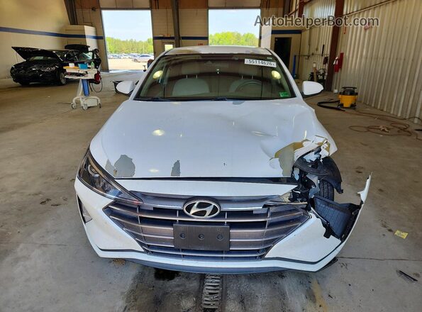 5NPD84LF2KH446643 2019 HYUNDAI ELANTRA White Դիմացի տեսք