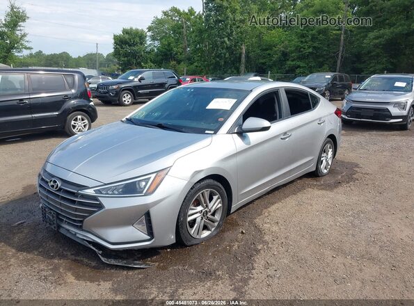 5NPD84LF2LH582952 2020 HYUNDAI ELANTRA Silver Vista tres cuartos delantera izquierda