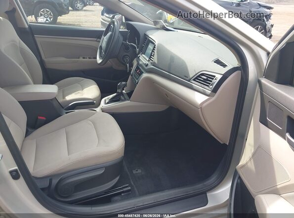 5NPD84LF3HH120763 2017 HYUNDAI ELANTRA Beige Вид салону спереду