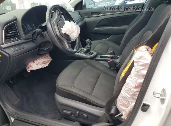 5NPD84LF3HH151169 2017 HYUNDAI ELANTRA White Սալոնի դիմացի տեսք