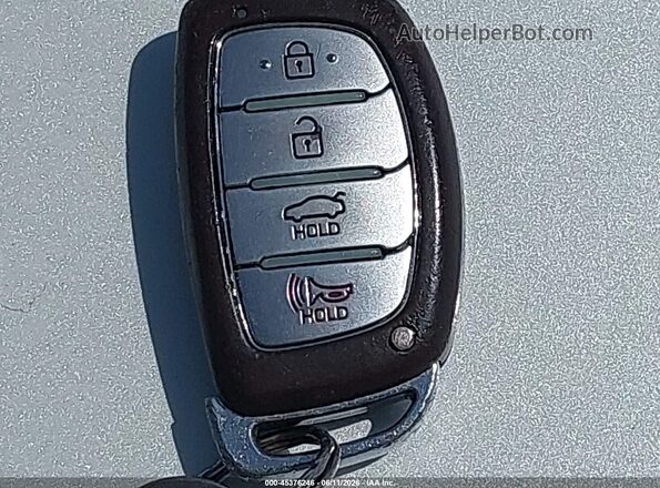 5NPD84LF3HH167940 2017 HYUNDAI ELANTRA Black Вид панелі приладів