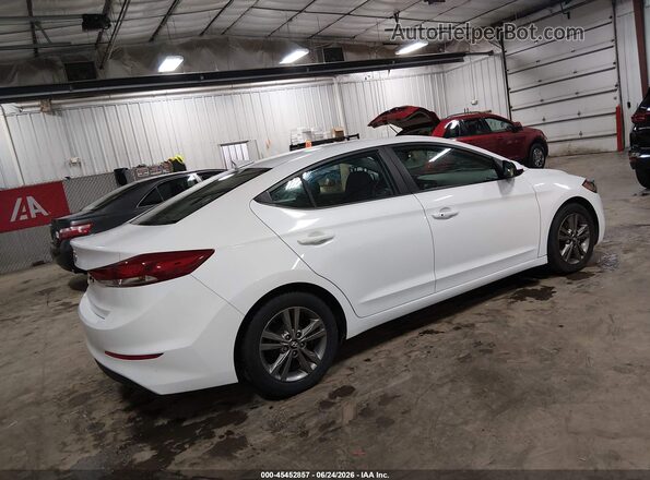 5NPD84LF3HH186181 2017 HYUNDAI ELANTRA Белый Задняя правая четверть
