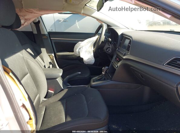 5NPD84LF3JH223896 2018 HYUNDAI ELANTRA Silver Vista interior delantera