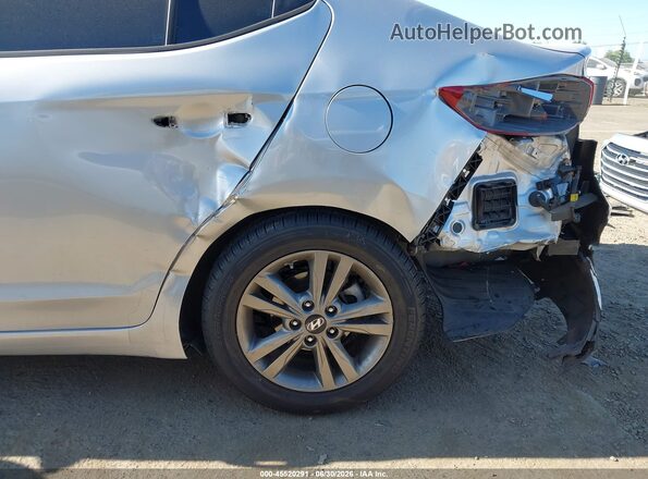 5NPD84LF3JH223896 2018 HYUNDAI ELANTRA Silver 